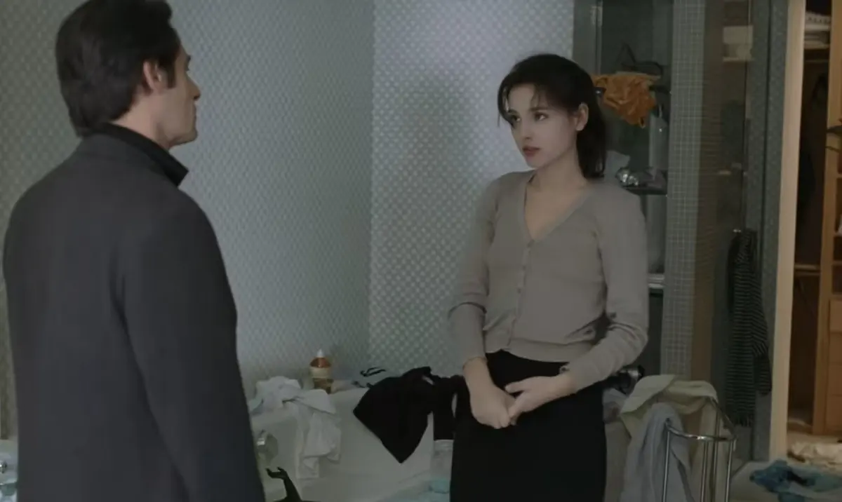 高清无删减《所有的人都无知》维吉妮·拉朵嫣主演-未删减免费高清珍藏版全集-所有的人都无知在线观看-法国剧情片HD中字无广告