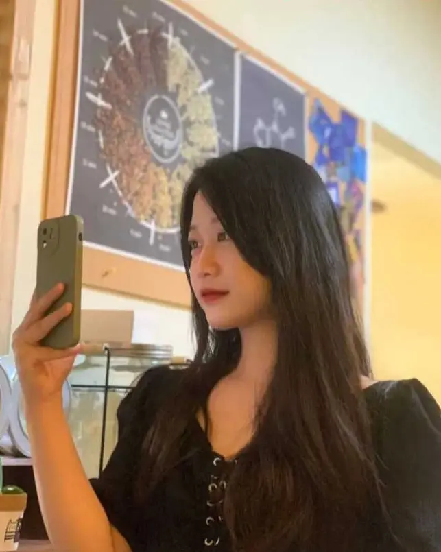 杨家馅饼老板娘辛能能事件高清完整版-家庭纠纷双人大战5分41秒未删减-《杨家馅饼老板娘辛能能》1080P无广告免费看