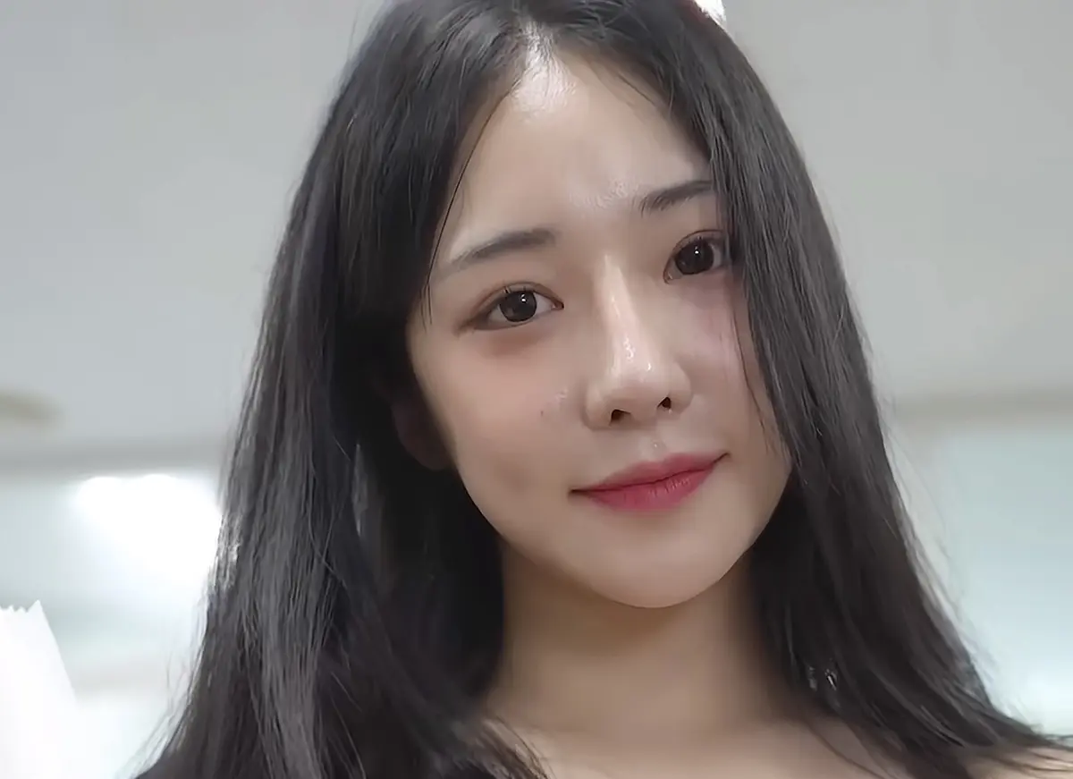 韩国短剧《hi-teenager神奇的眼镜》全集超清未删减在线观看 - hi-teenager免费不卡顿完整版资源一键保存 - 星空影院随心看职场新人剧集