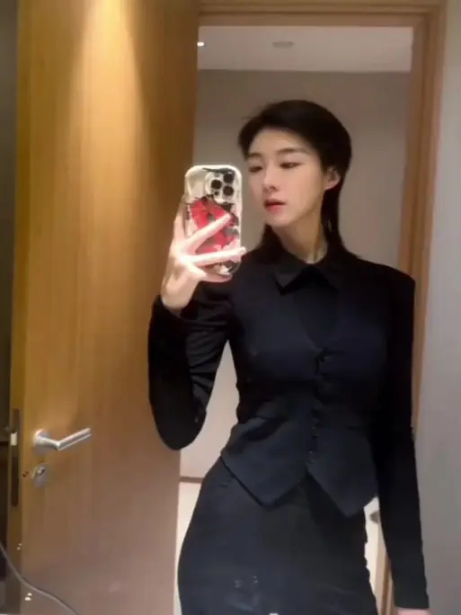 台球女孩王思诺完整视频资源免费看_吃瓜事件全过程高清记录_事件真相深度解析引围观